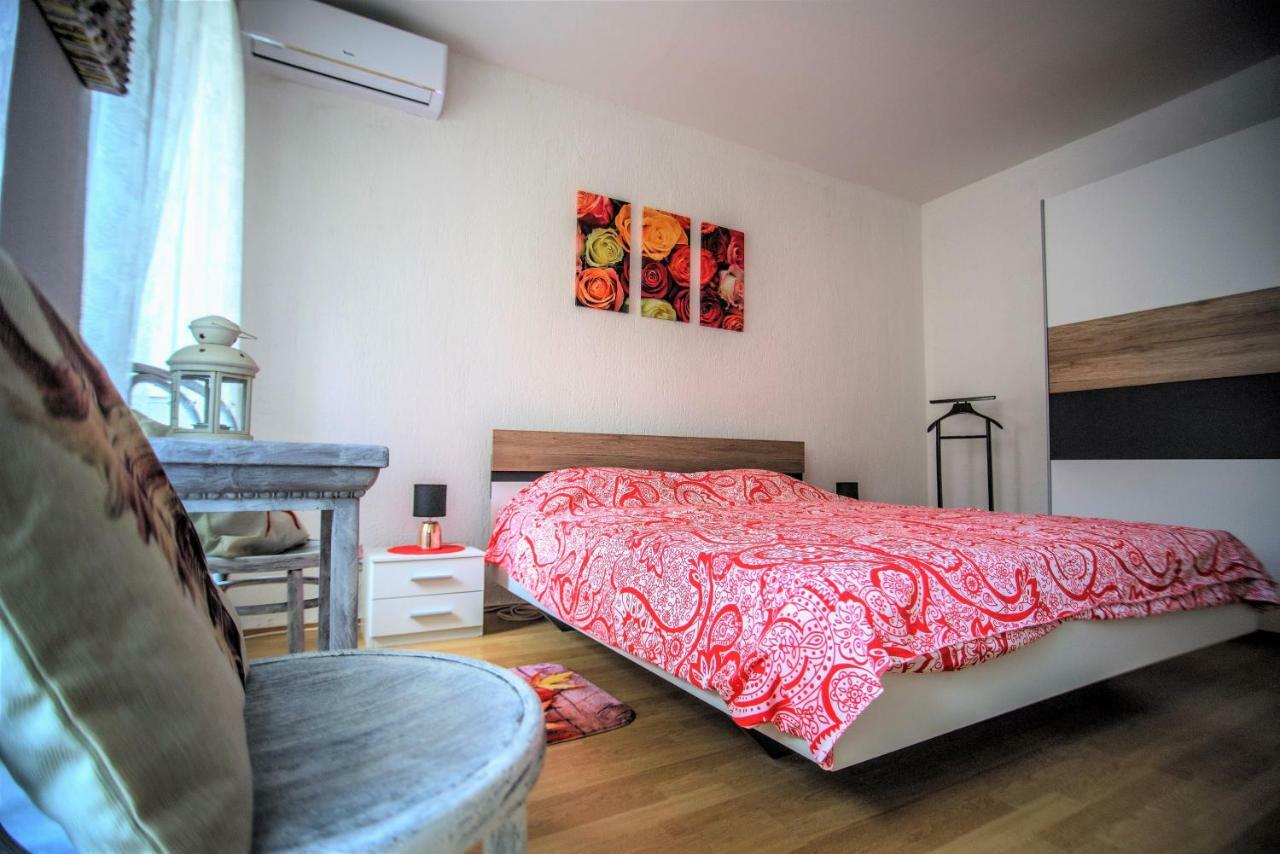 Apartment Dolores Црес Экстерьер фото