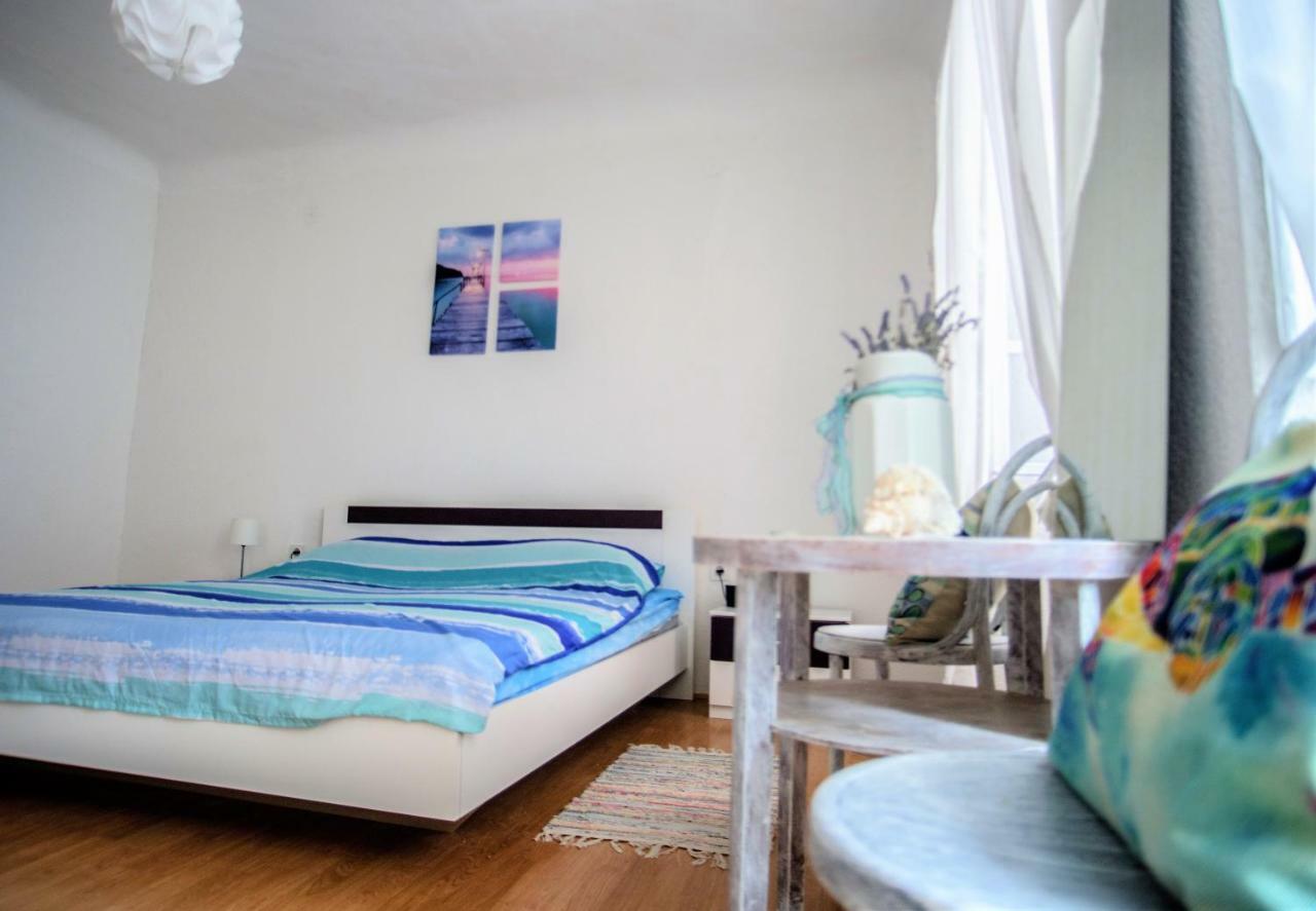 Apartment Dolores Црес Экстерьер фото
